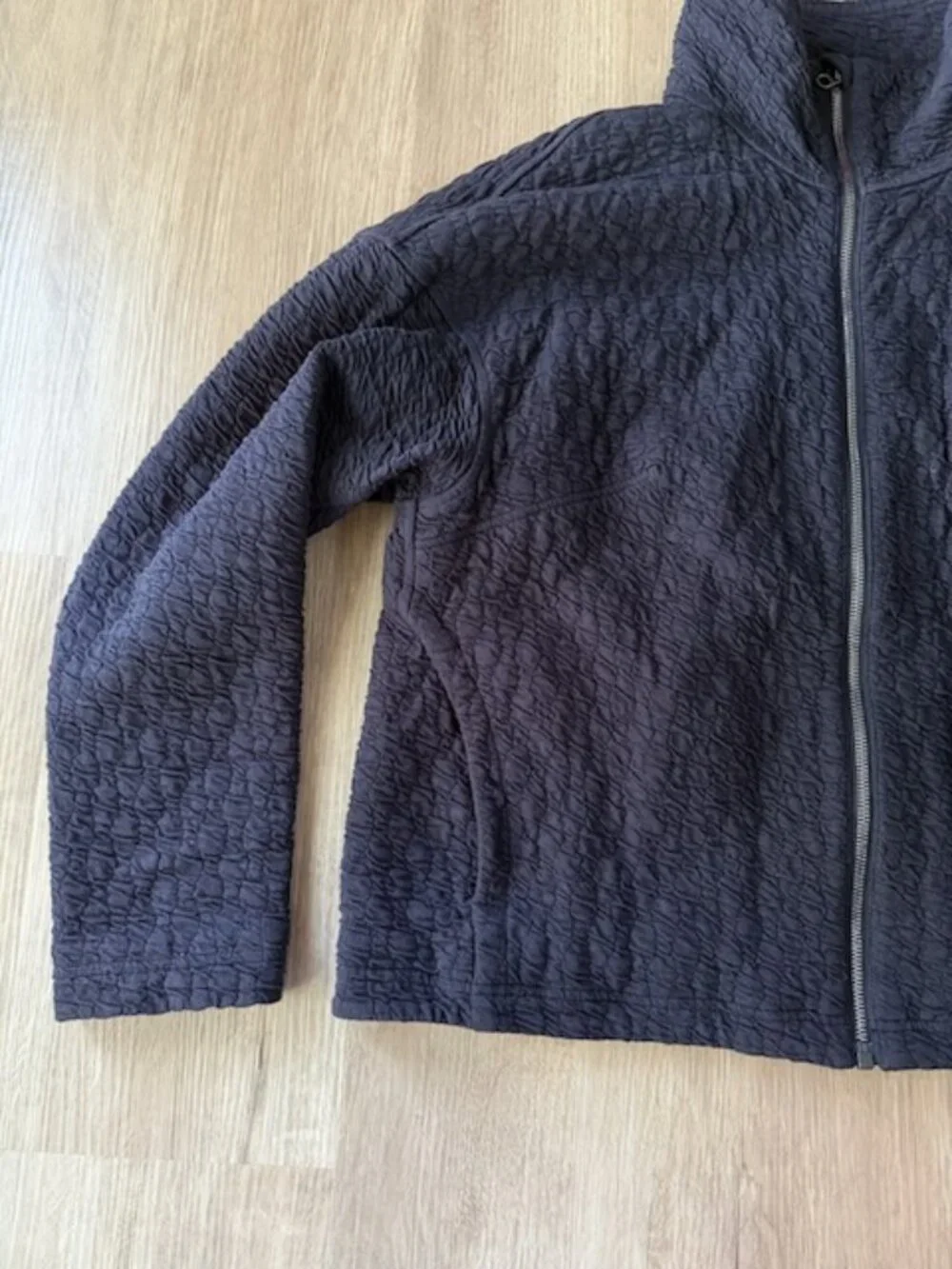 Lululemon Rippled Full Zip Jacket Black Sz 6